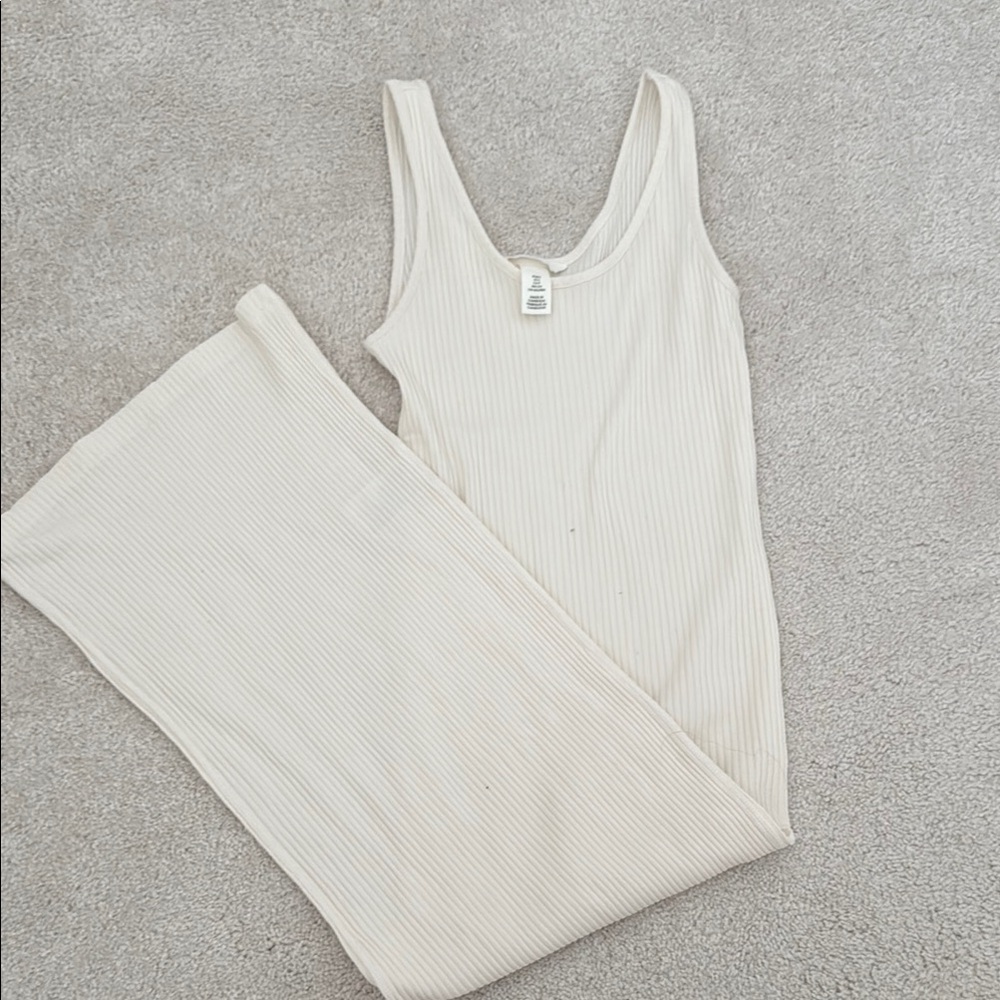 H&M Cream Ribbed Knit Top